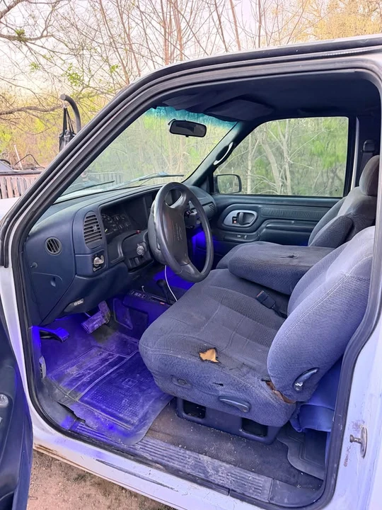 1996 Chevrolet C/K 4th Gen - Image 5 of 8