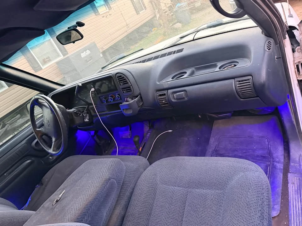 1996 Chevrolet C/K 4th Gen - Image 7 of 8