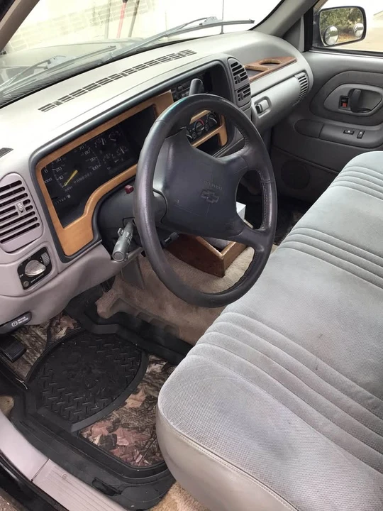 1996 Chevrolet C/K 4th Gen - Image 15 of 17