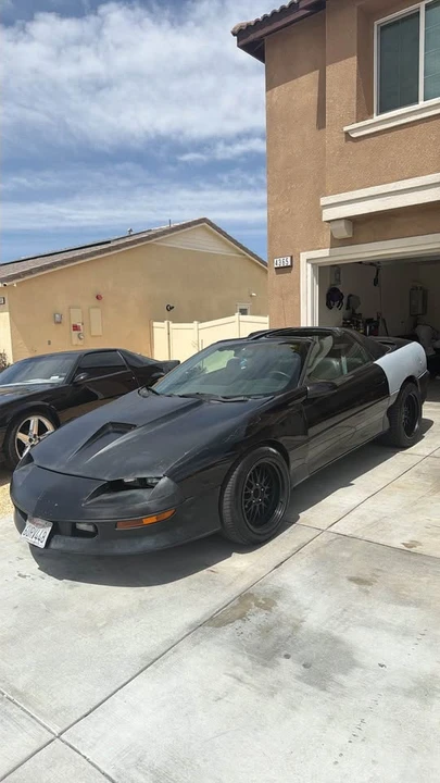 1996 Chevrolet SS - Image 3 of 4