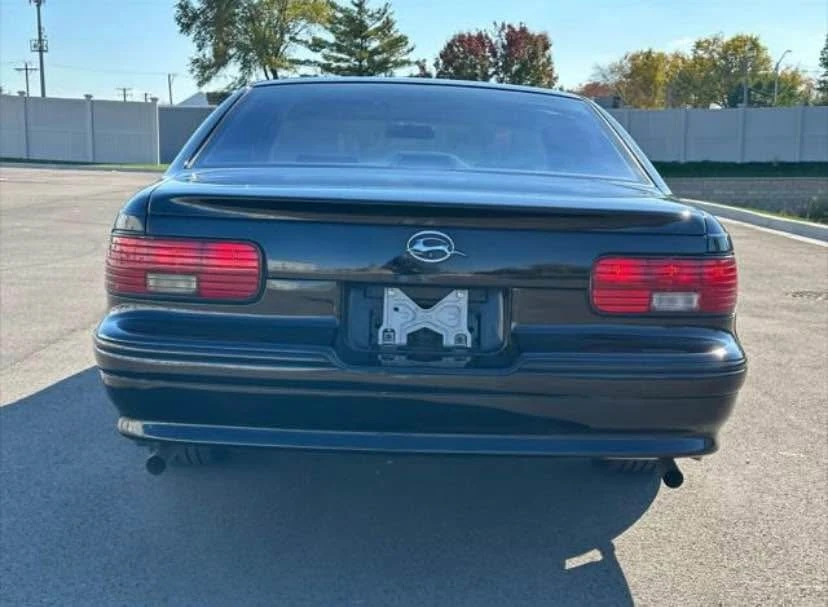 1996 Chevrolet Impala 7th Gen - Image 2 of 10