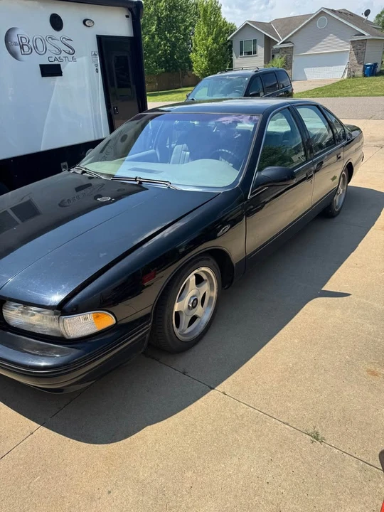 1996 Chevrolet Impala 7th Gen - Image 2 of 9