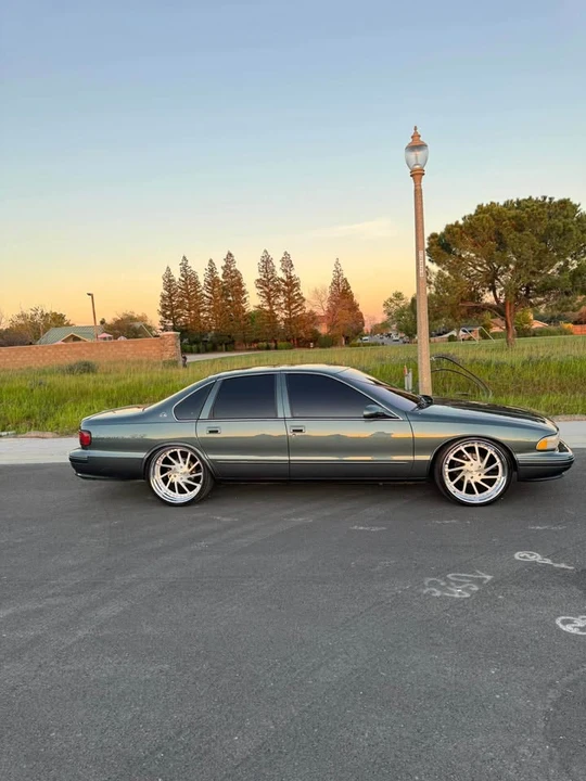 1996 Chevrolet Impala 7th Gen - Image 8 of 13
