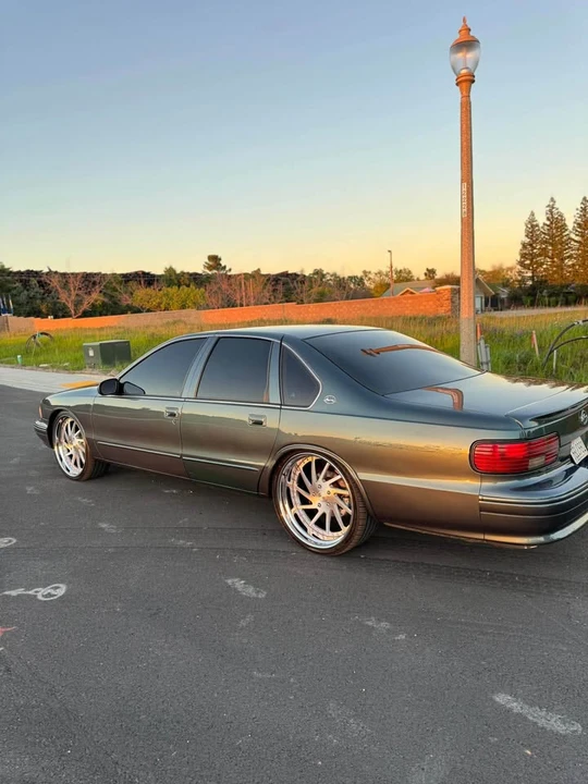 1996 Chevrolet Impala 7th Gen - Image 13 of 13