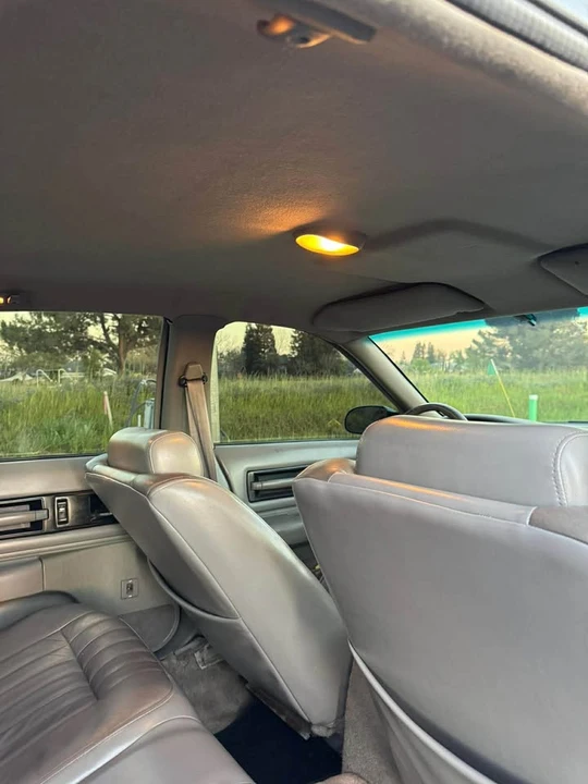 1996 Chevrolet Impala 7th Gen - Image 11 of 13