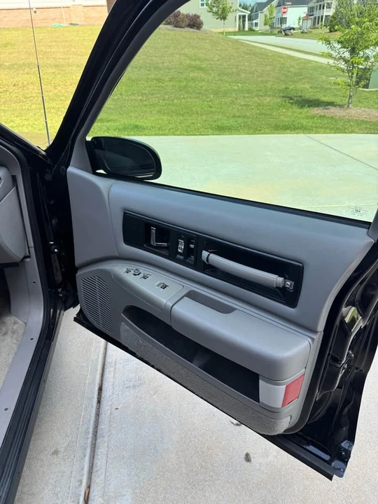 1996 Chevrolet Impala 8th Gen - Image 6 of 10