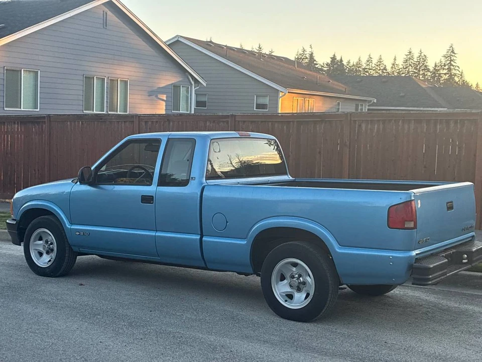 1996 Chevrolet S-10 - Image 5 of 21