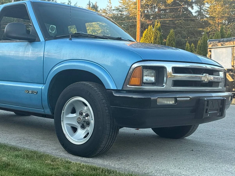 1996 Chevrolet S-10 - Image 2 of 21