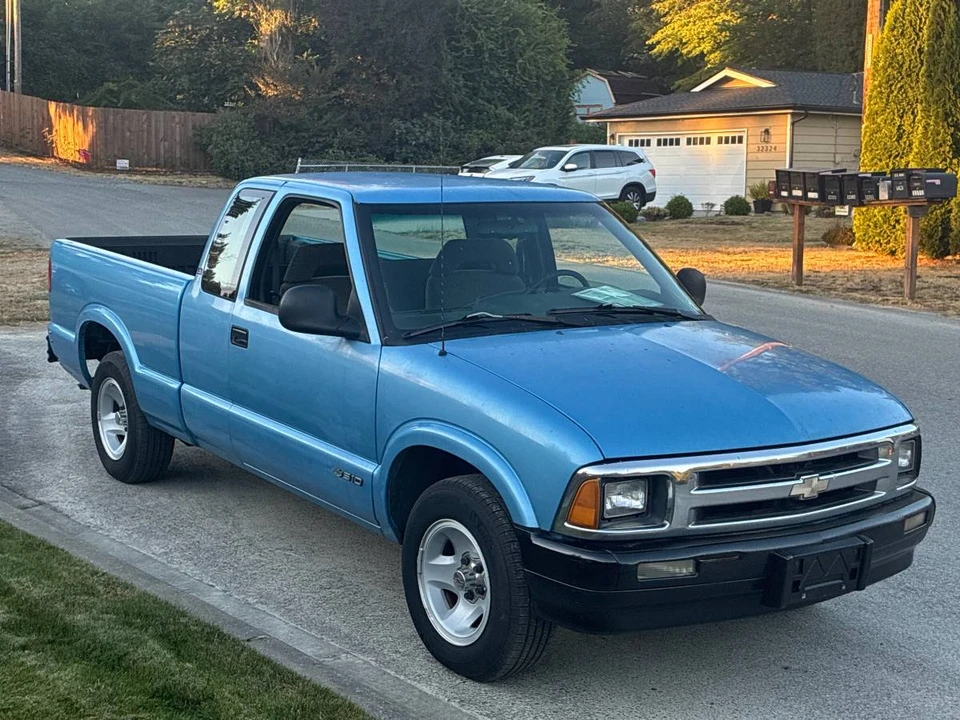 1996 Chevrolet S-10 - Image 3 of 21