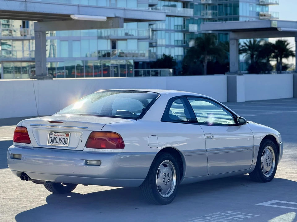 1996 Chrysler Sebring - Image 14 of 31