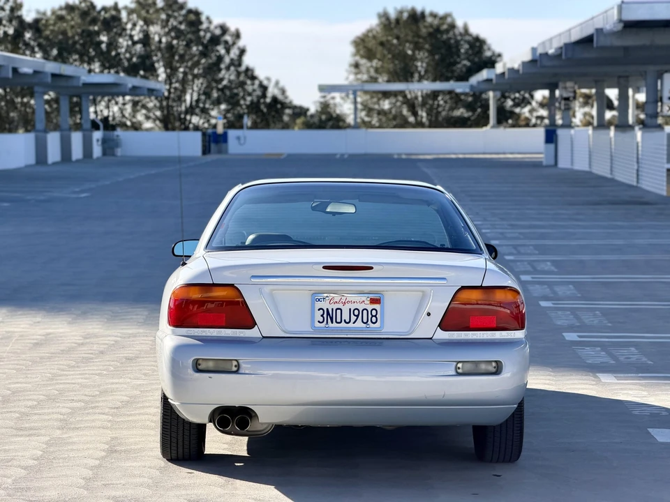 1996 Chrysler Sebring - Image 11 of 31
