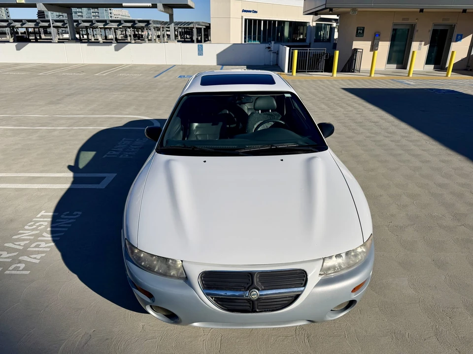 1996 Chrysler Sebring - Image 23 of 31