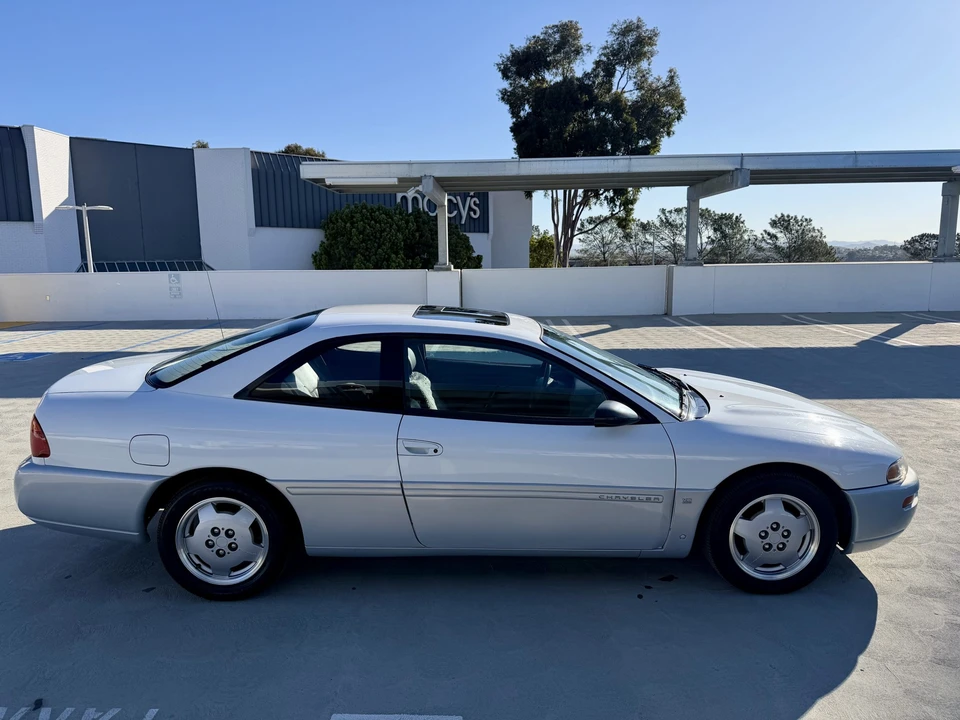 1996 Chrysler Sebring - Image 19 of 31