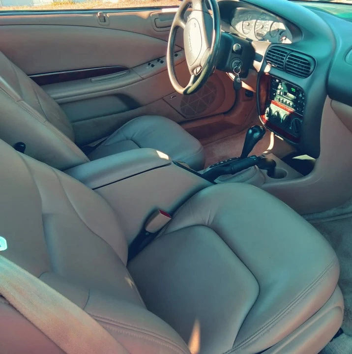 1996 Chrysler Sebring - Image 10 of 14