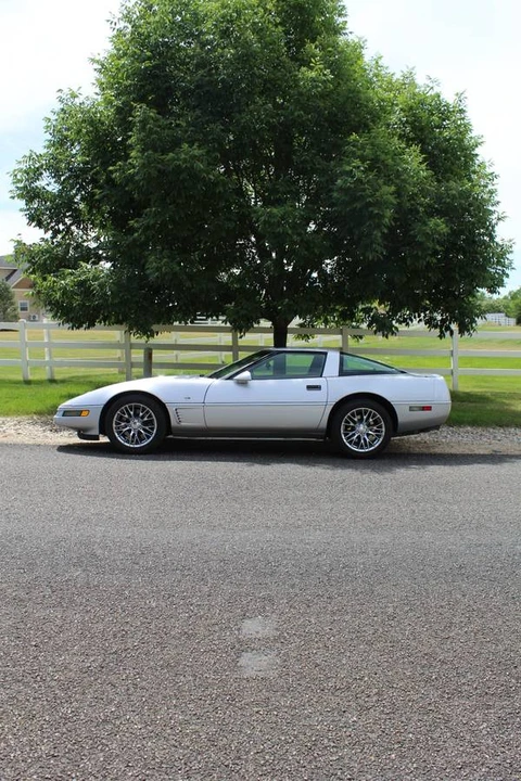 1996 Chevrolet Corvette C4 - Image 4 of 10