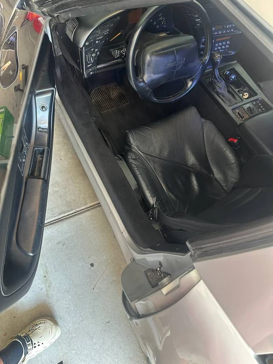 1996 Chevrolet Corvette C4 - Image 9 of 12