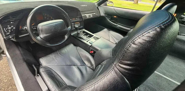 1996 Chevrolet Corvette C4 - Image 3 of 7