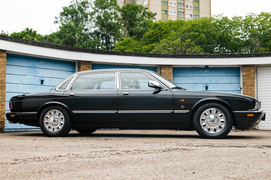 1996 Daimler - Image 19 of 31
