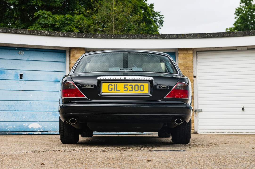 1996 Daimler - Image 7 of 31