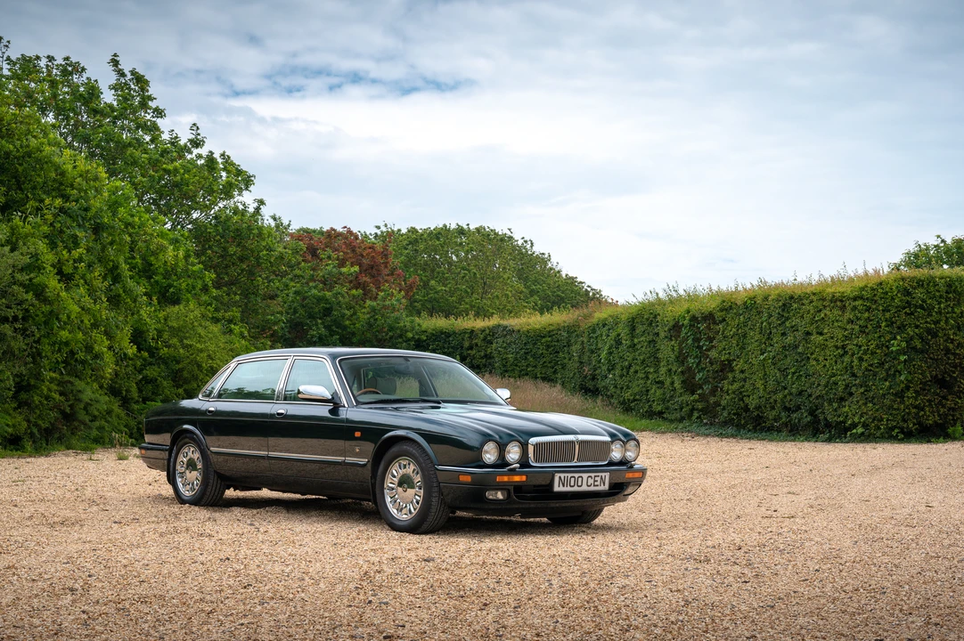 1996 Daimler - Image 11 of 31