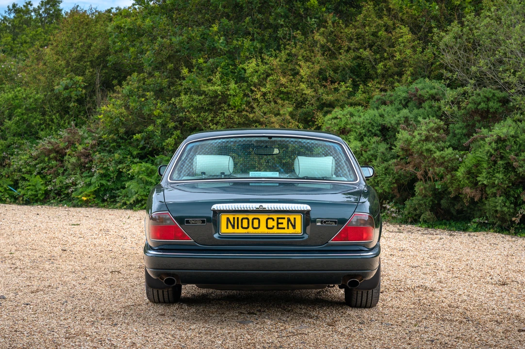 1996 Daimler - Image 7 of 31