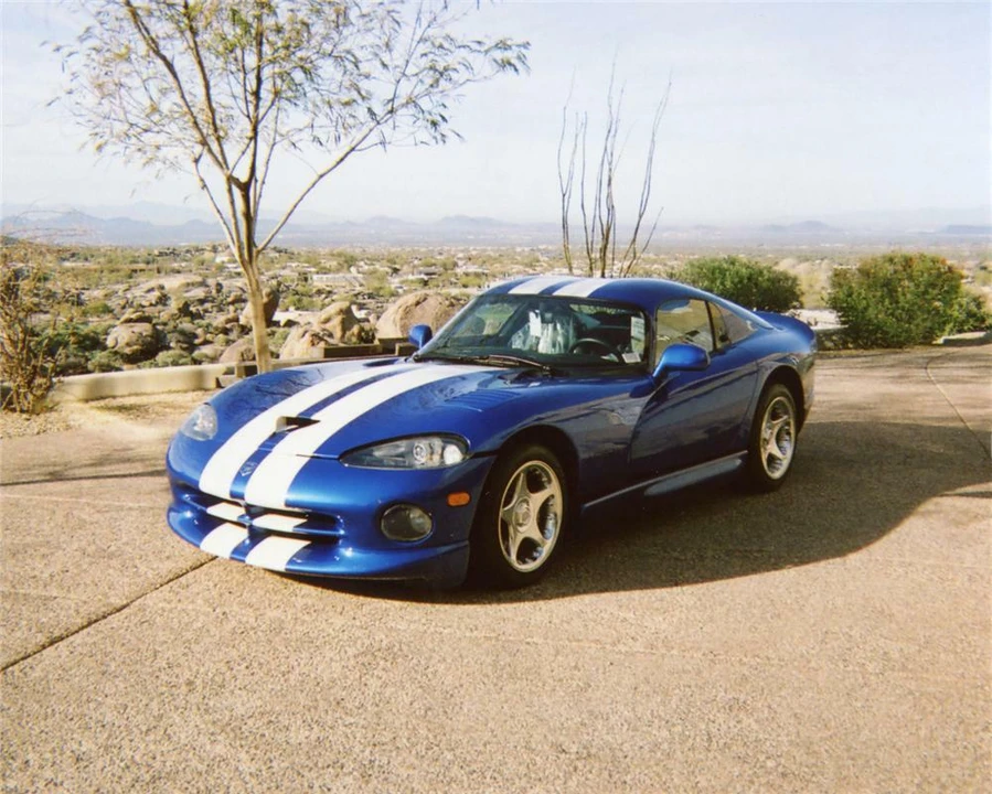 1996 Dodge Viper GTS 2nd Gen - Image 2 of 4