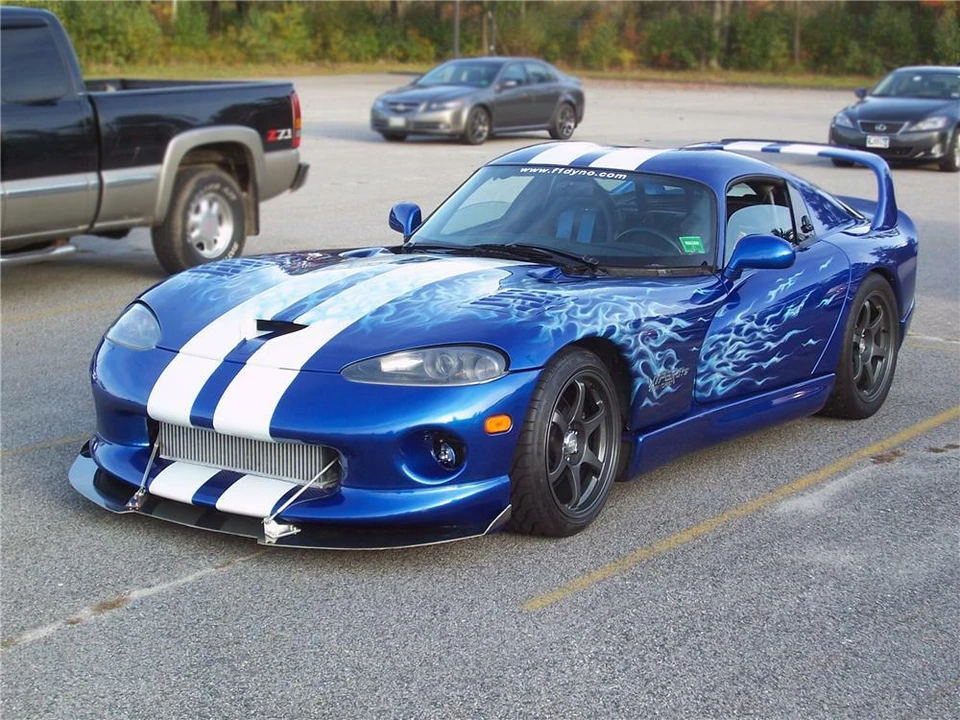 1996 Dodge Viper GTS 2nd Gen - Image 2 of 3