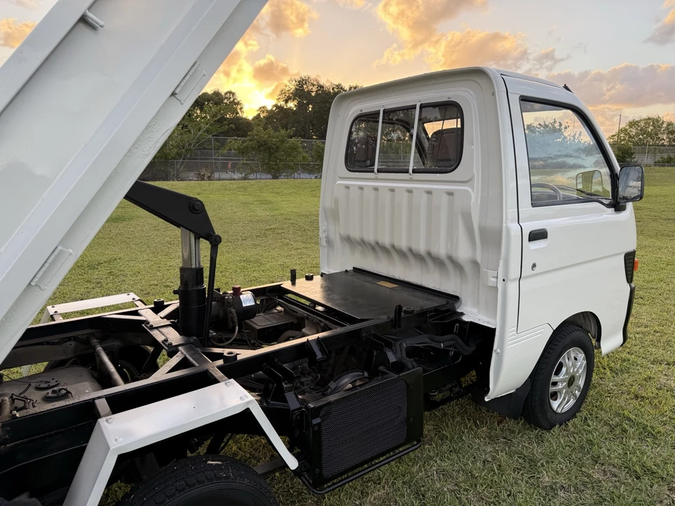 1996 Daihatsu Hijet - Image 9 of 30