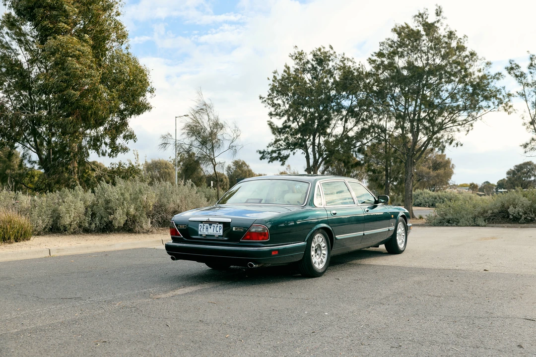 1996 Daimler - Image 5 of 31