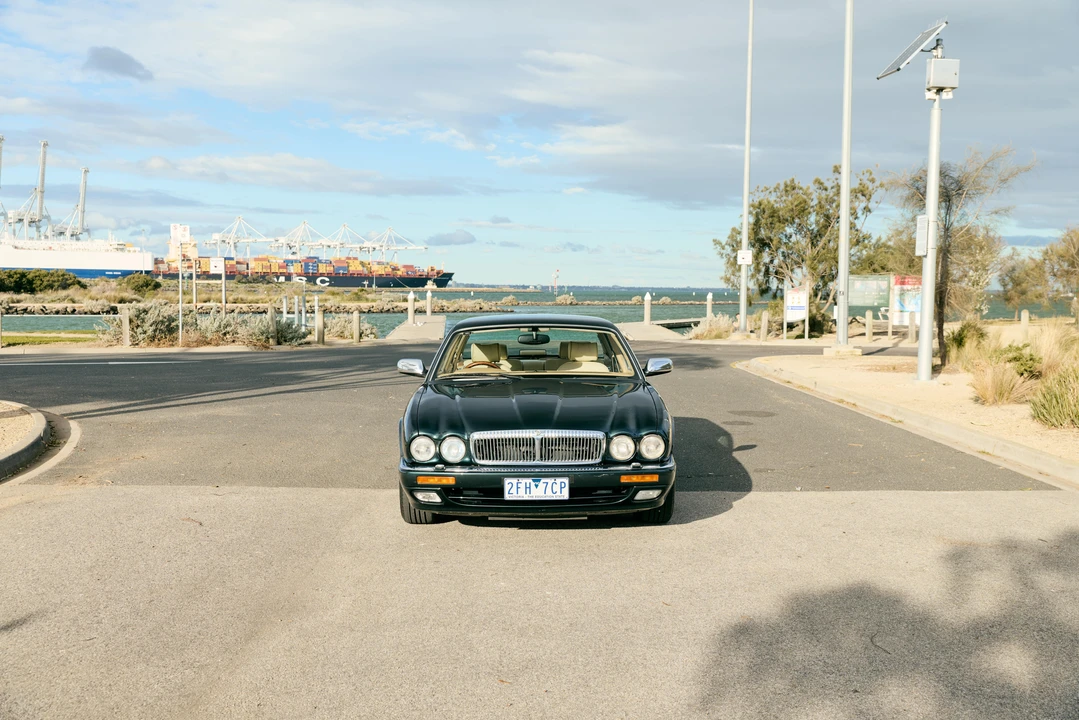 1996 Daimler - Image 10 of 31