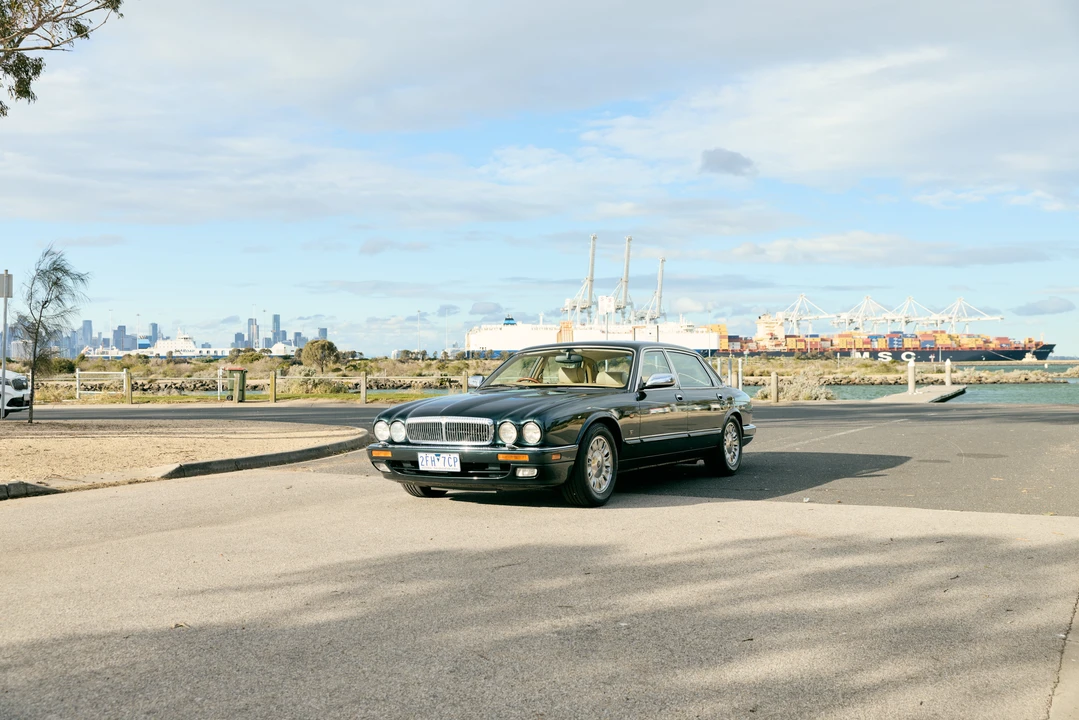 1996 Daimler - Image 9 of 31