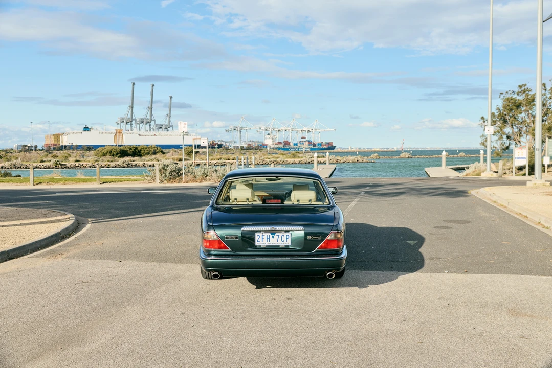 1996 Daimler - Image 6 of 31