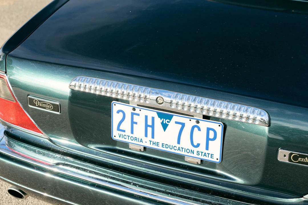 1996 Daimler - Image 29 of 31