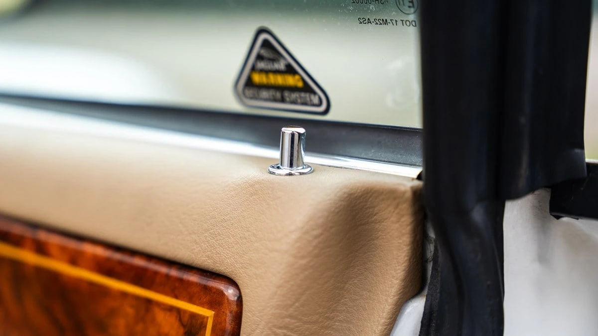 1996 Daimler - Image 14 of 30