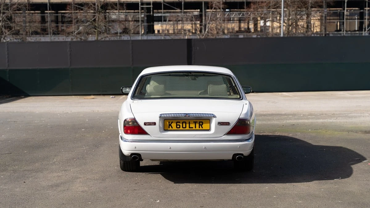 1996 Daimler - Image 19 of 30