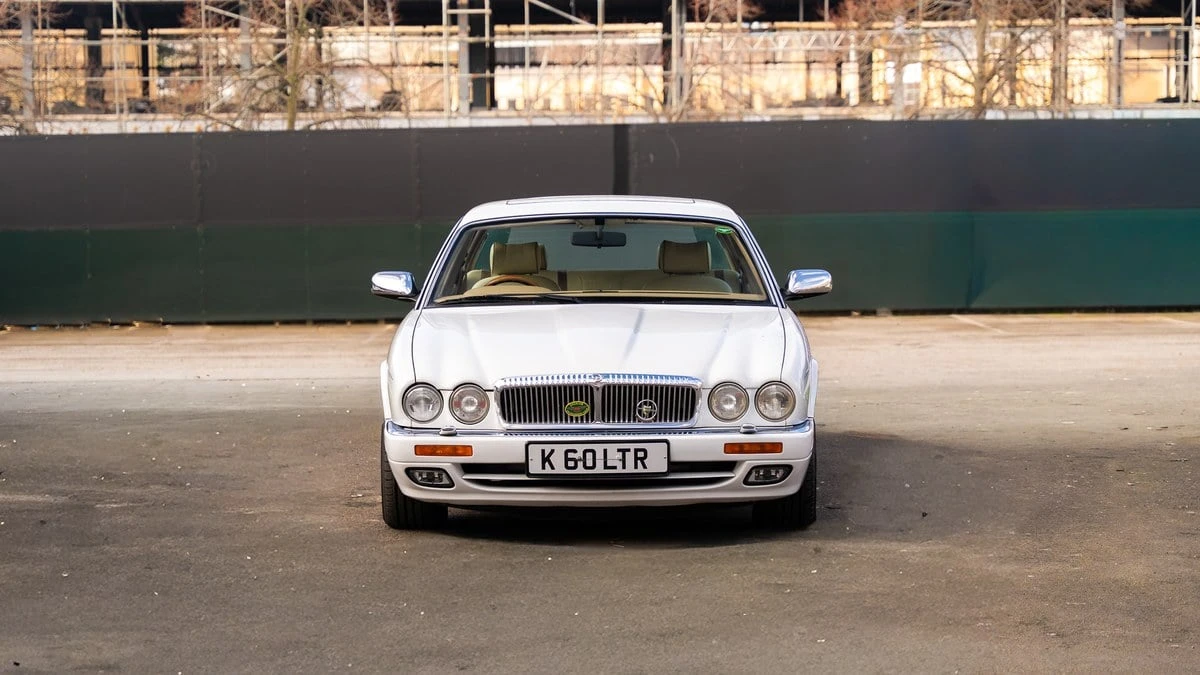 1996 Daimler - Image 3 of 30