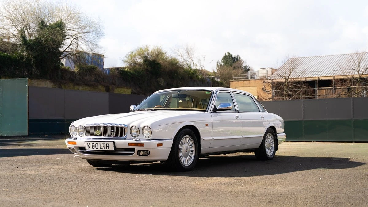 1996 Daimler - Image 9 of 30