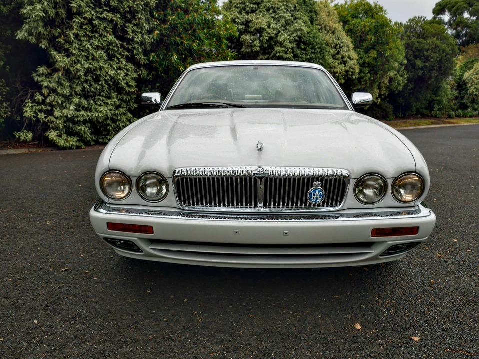 1996 Daimler - Image 10 of 21