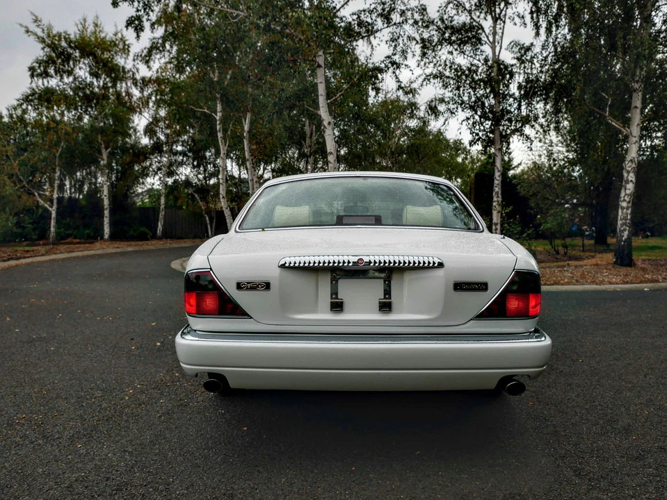 1996 Daimler - Image 6 of 21