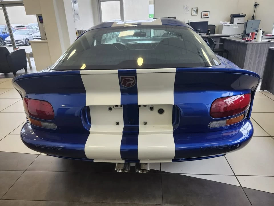 1996 Dodge Viper 2nd Gen - Image 9 of 10