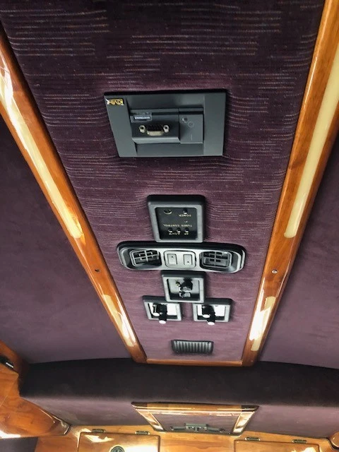1996 Dodge Ram Van - Image 12 of 21
