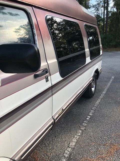 1996 Dodge Ram Van - Image 8 of 21
