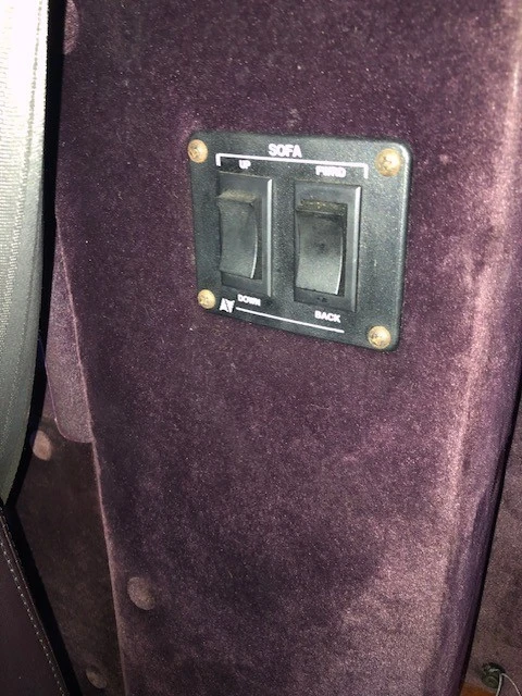 1996 Dodge Ram Van - Image 15 of 21