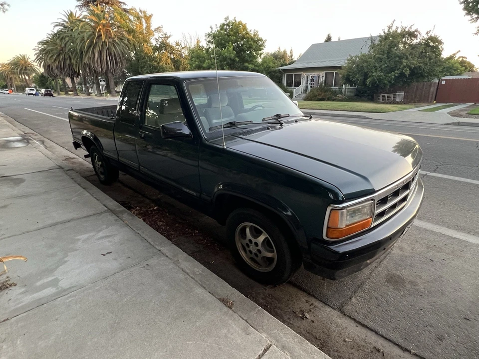 1996 Dodge Dakota 1st Gen - Image 3 of 17