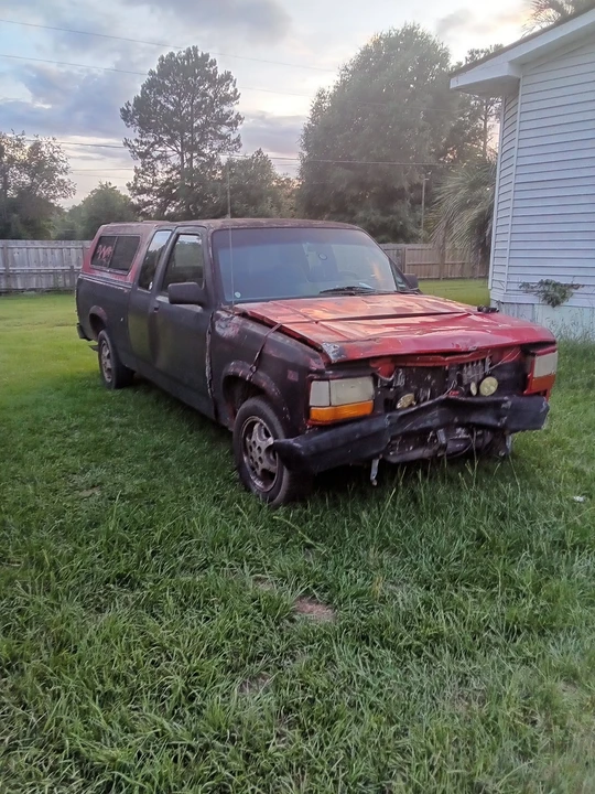 1996 Dodge Dakota 1st Gen - Image 2 of 9