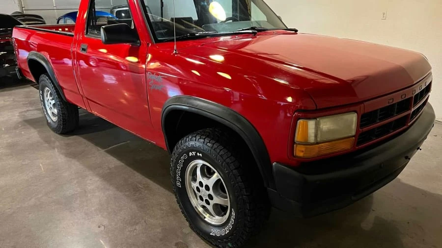 1996 Dodge Dakota 1st Gen - Image 10 of 13