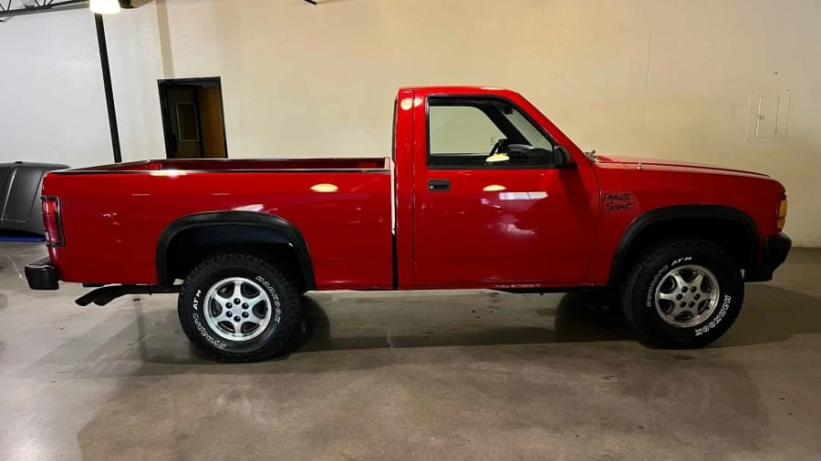 1996 Dodge Dakota 1st Gen - Image 11 of 13