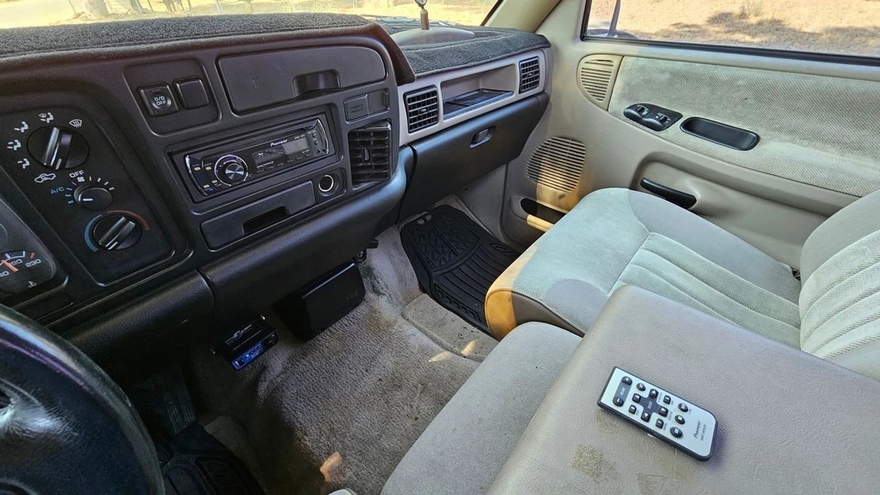 1996 Dodge Ram 2nd Gen - Image 20 of 31