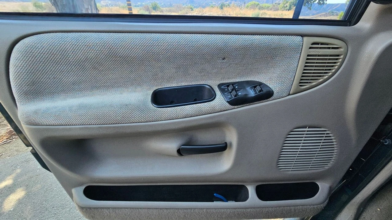 1996 Dodge Ram 2nd Gen - Image 26 of 31