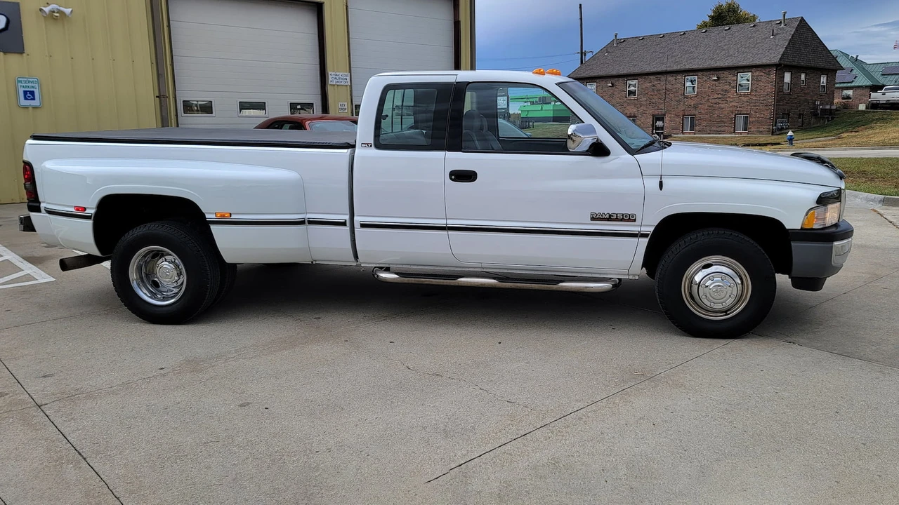 1996 Dodge Ram 2nd Gen - Image 2 of 29